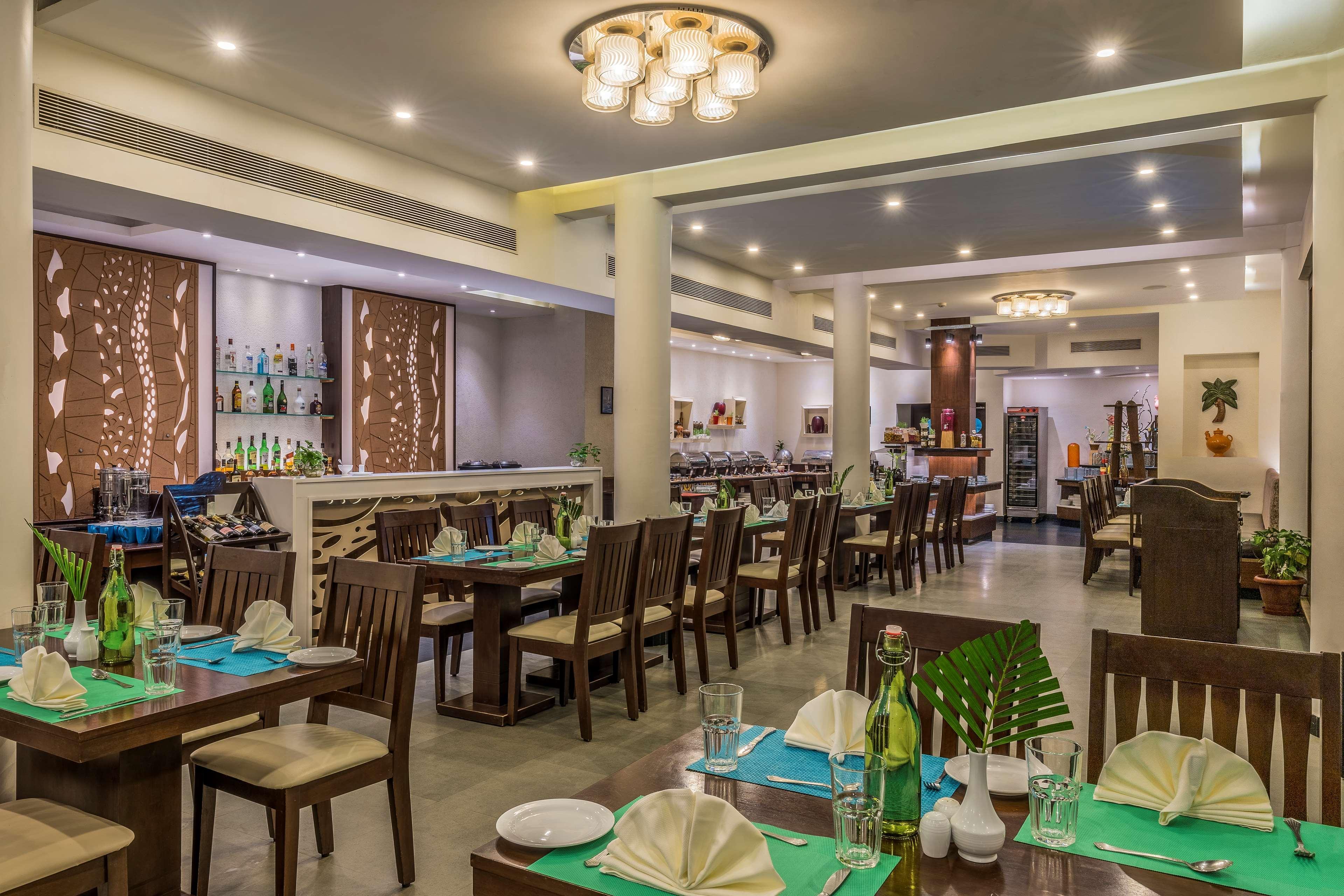 Radisson Goa Candolim Exterior foto